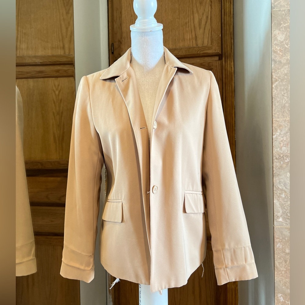 Women's Tan Blazer